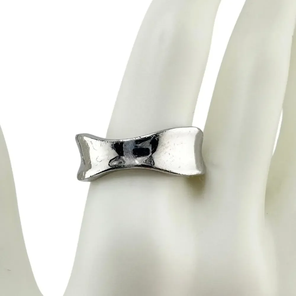 Lia Sophia Capricious Modern Minimalist Organic Wavy Silver Tone Size 7.5 Ring
